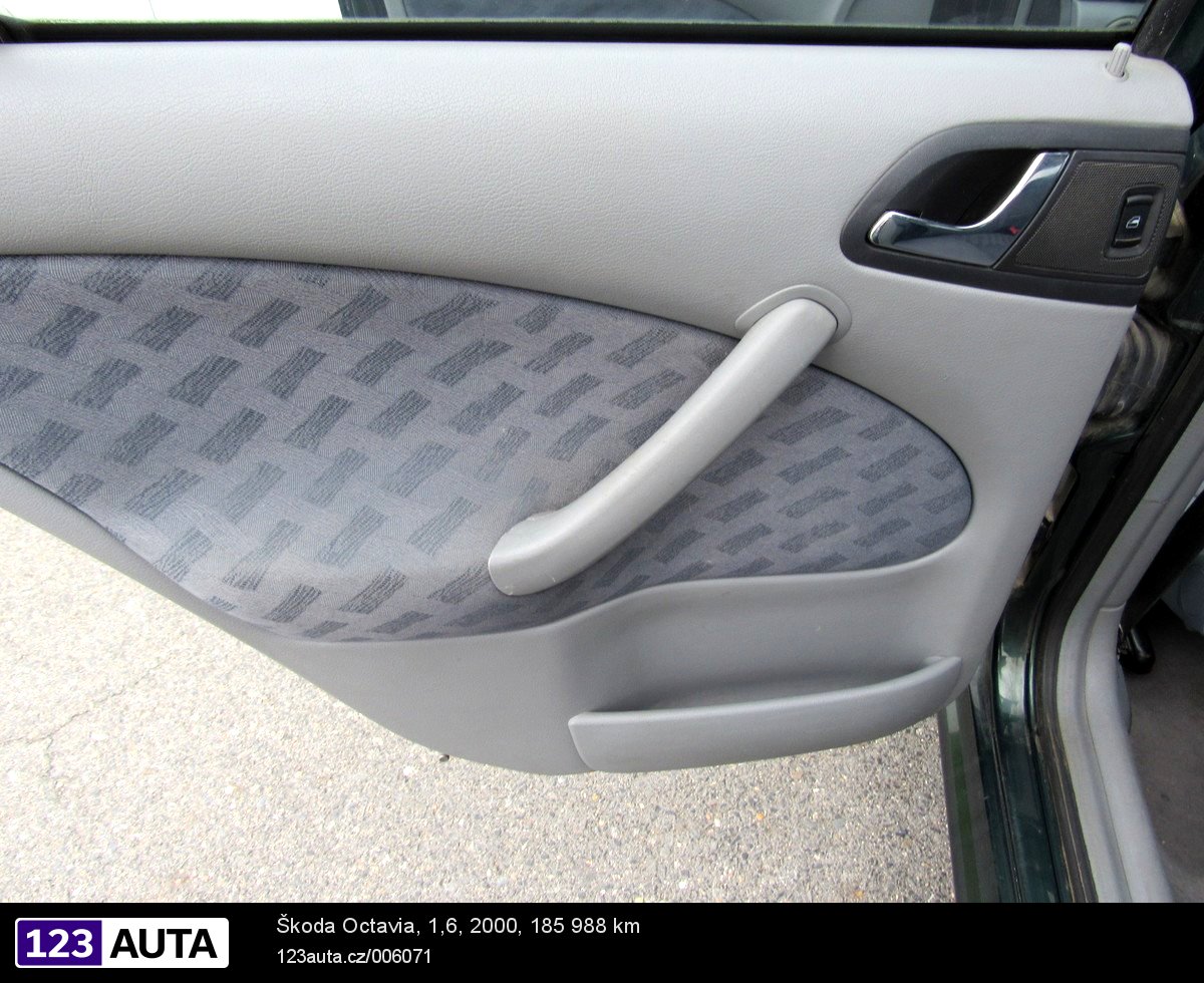 Škoda Octavia, 2000 - pohled č. 19