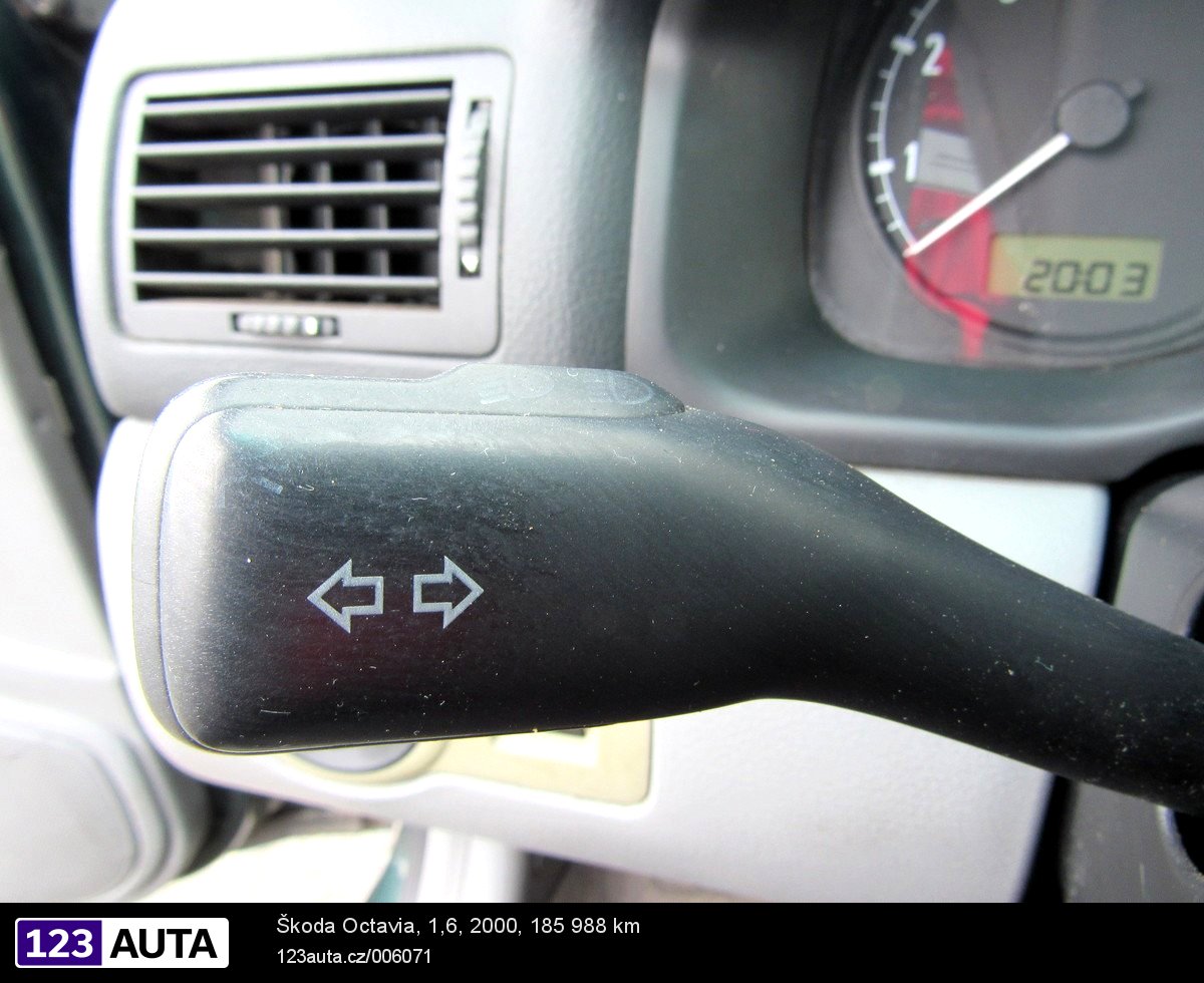 Škoda Octavia, 2000 - pohled č. 21