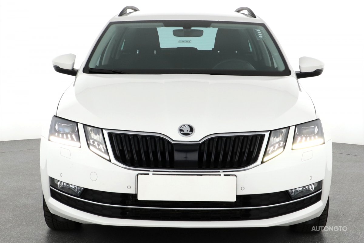 Škoda Octavia, 2018 - pohled č. 2