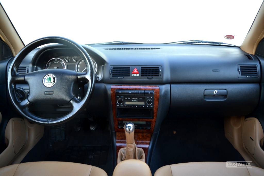 Škoda Octavia, 2003 - pohled č. 18