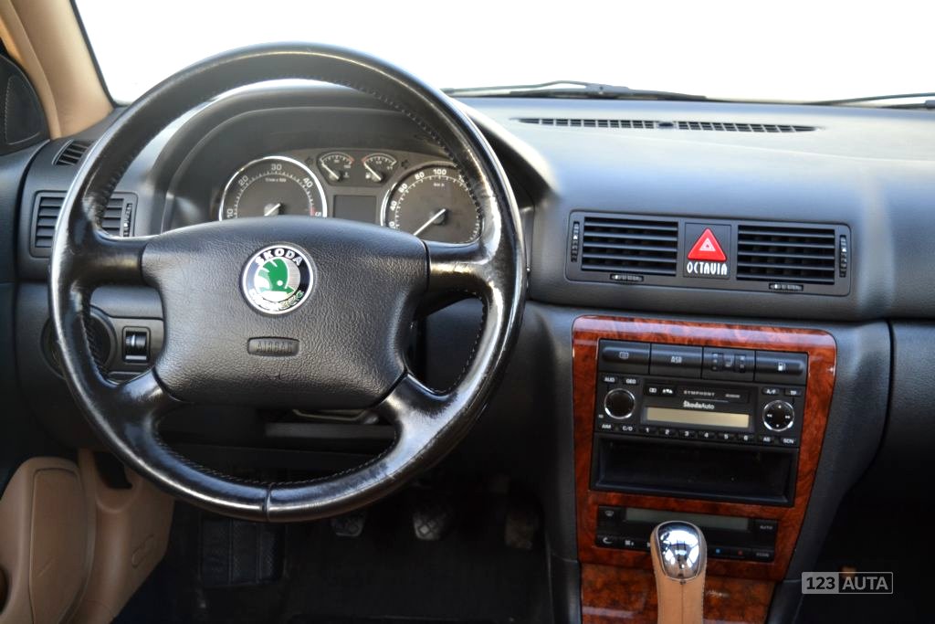 Škoda Octavia, 2003 - pohled č. 22