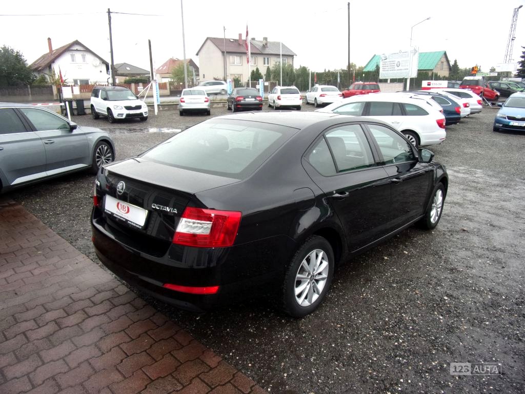 Škoda Octavia, 2014 - pohled č. 4