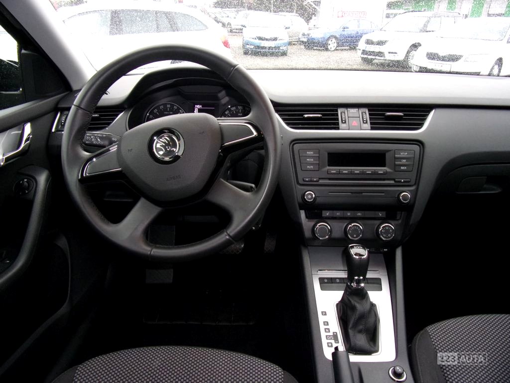 Škoda Octavia, 2014 - pohled č. 5