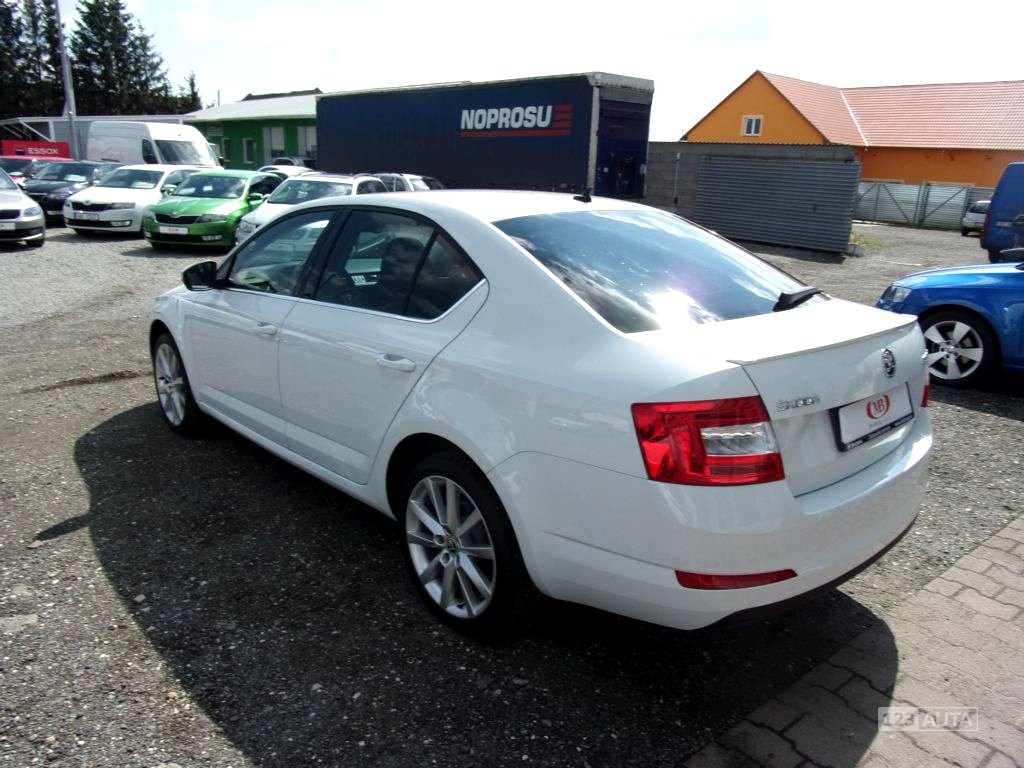 Škoda Octavia, 2015 - pohled č. 3