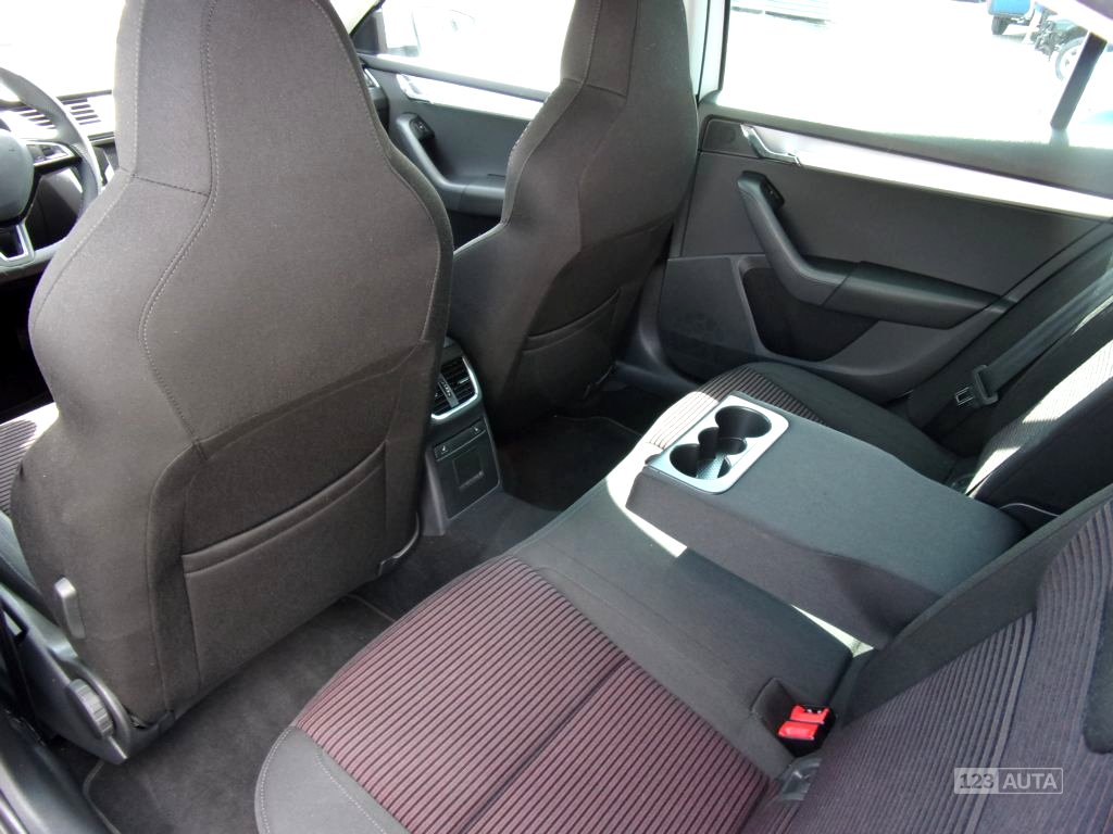 Škoda Octavia, 2015 - pohled č. 7