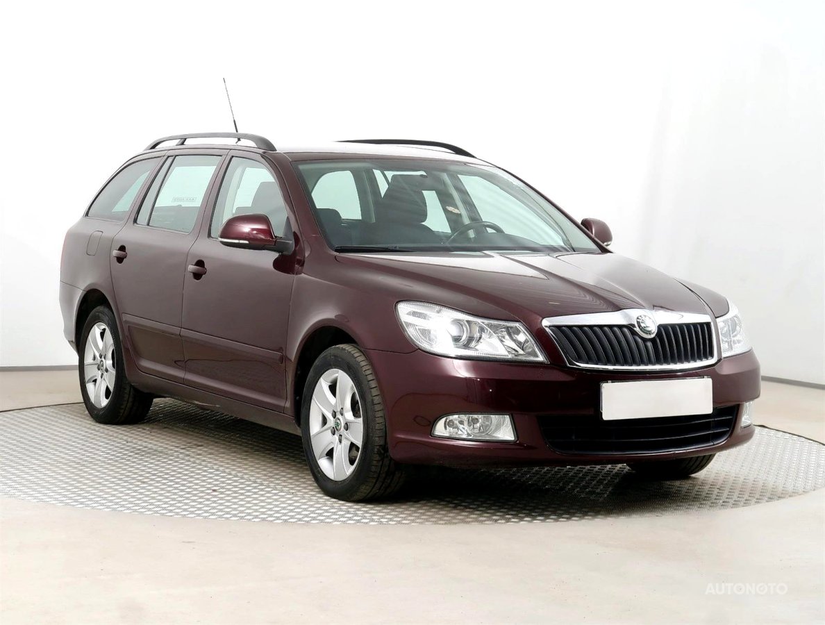 Škoda Octavia, 2010 - celkový pohled