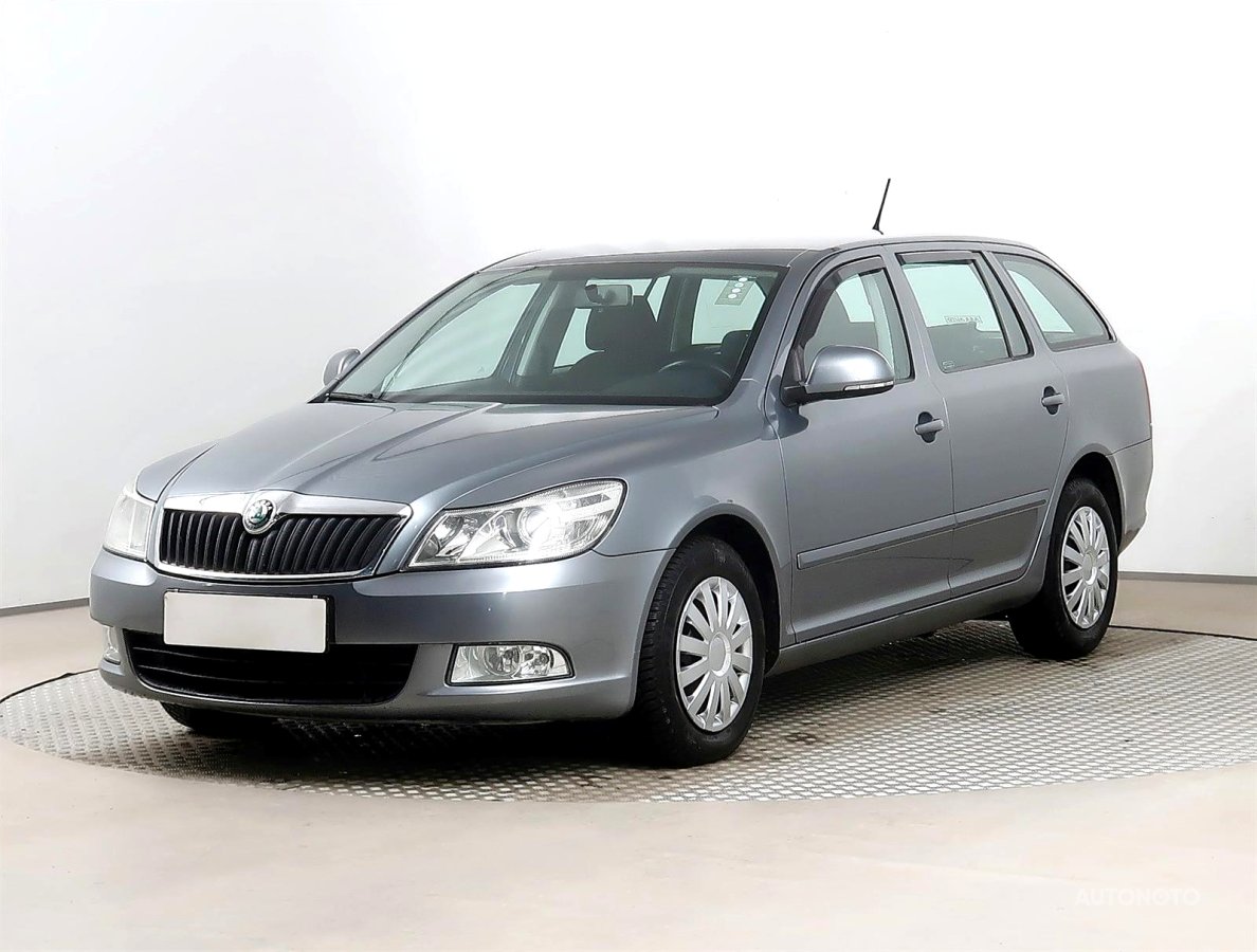 Škoda Octavia, 2012 - pohled č. 3