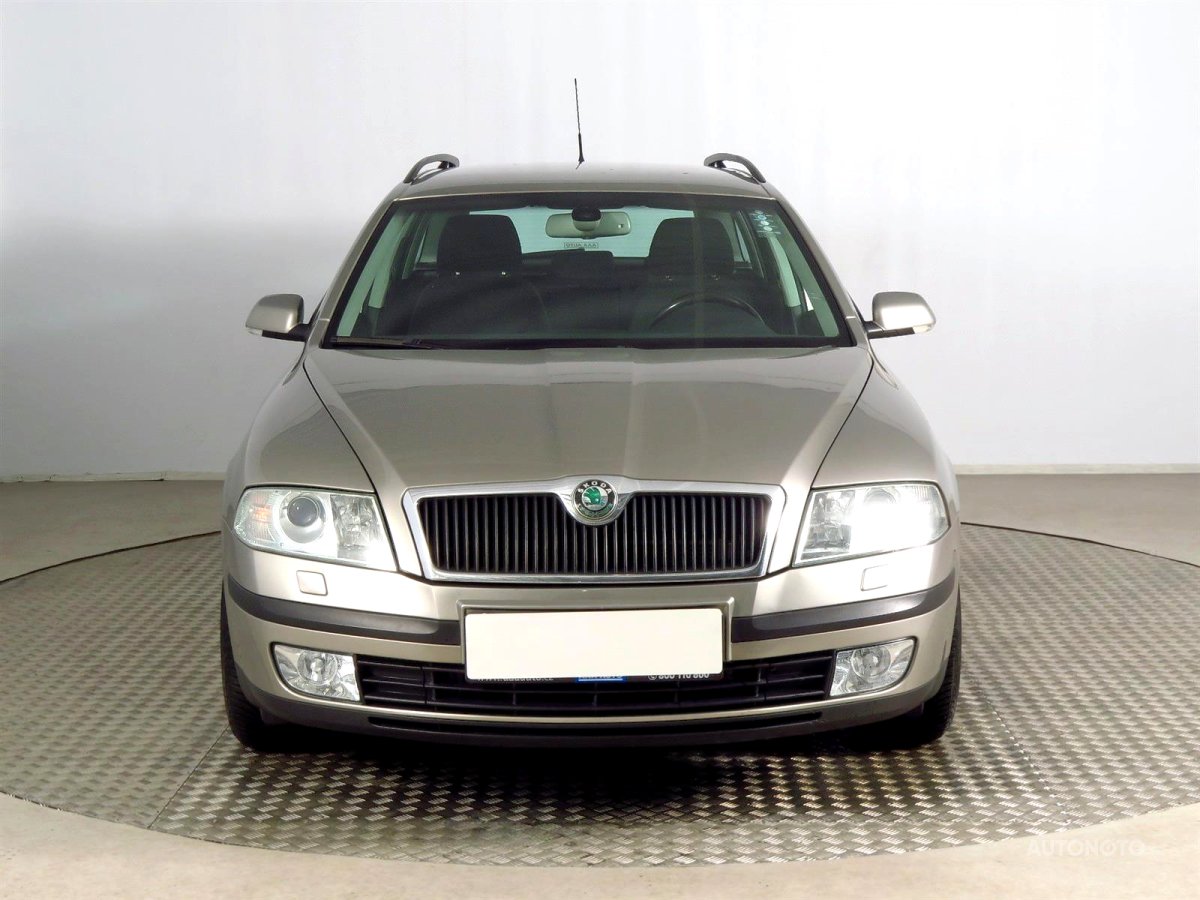 Škoda Octavia, 2006 - pohled č. 2