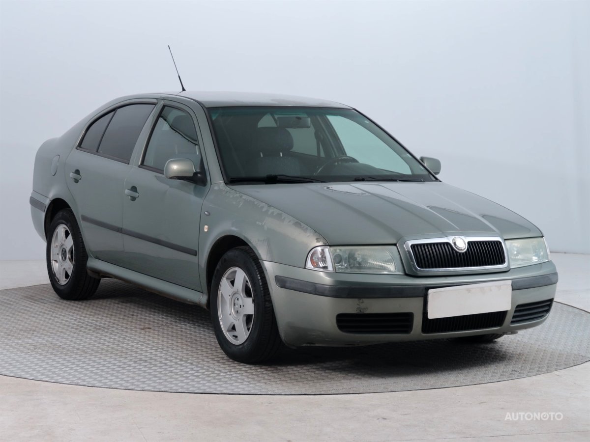 Škoda Octavia, 2001 - celkový pohled