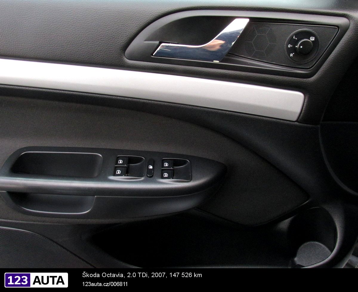 Škoda Octavia II, 2007 - pohled č. 17