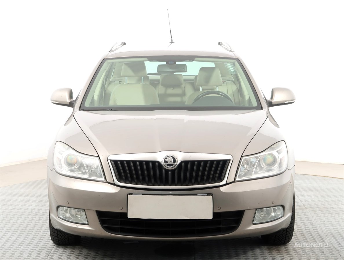Škoda Octavia, 2010 - pohled č. 2