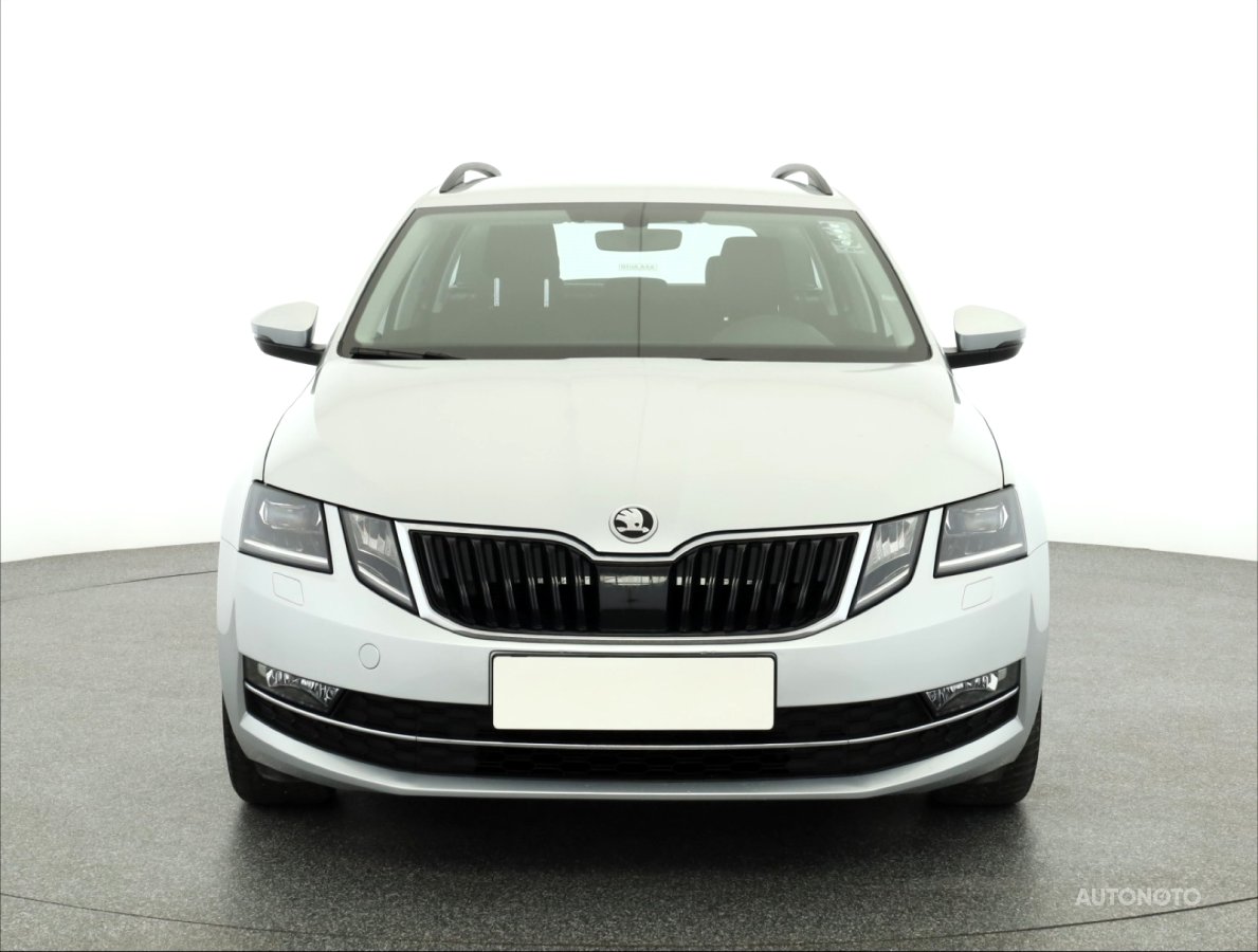 Škoda Octavia, 2018 - pohled č. 2
