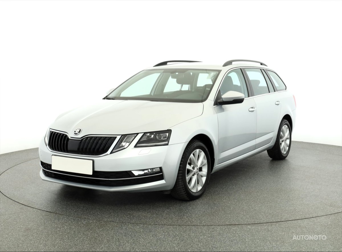 Škoda Octavia, 2018 - pohled č. 3