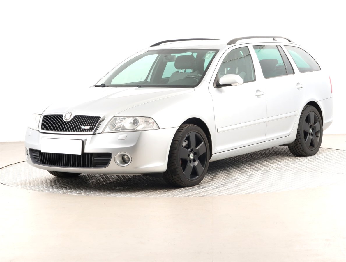 Škoda Octavia, 2008 - pohled č. 3