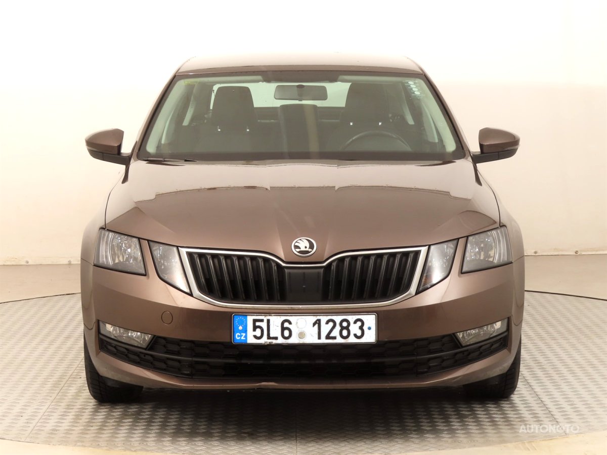 Škoda Octavia, 2018 - pohled č. 2
