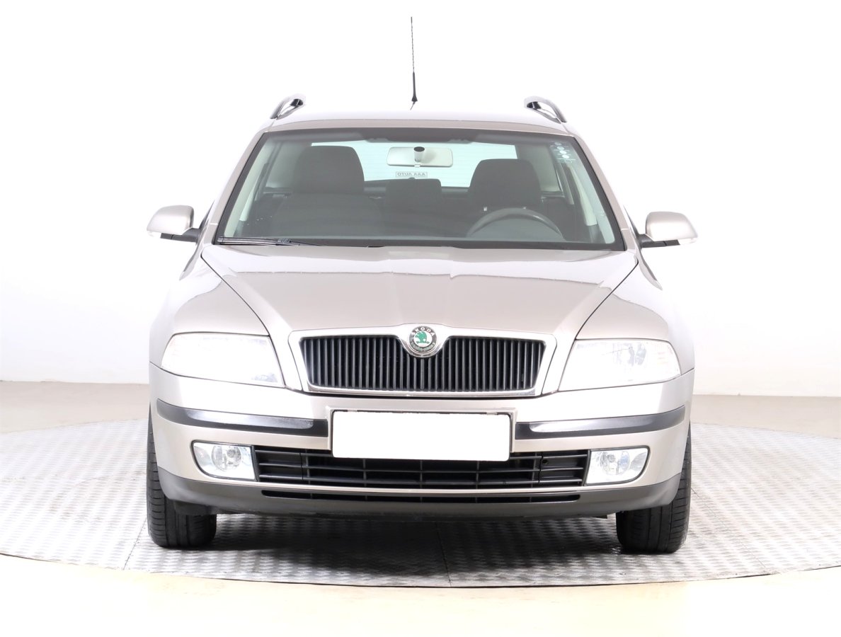 Škoda Octavia, 2007 - pohled č. 2
