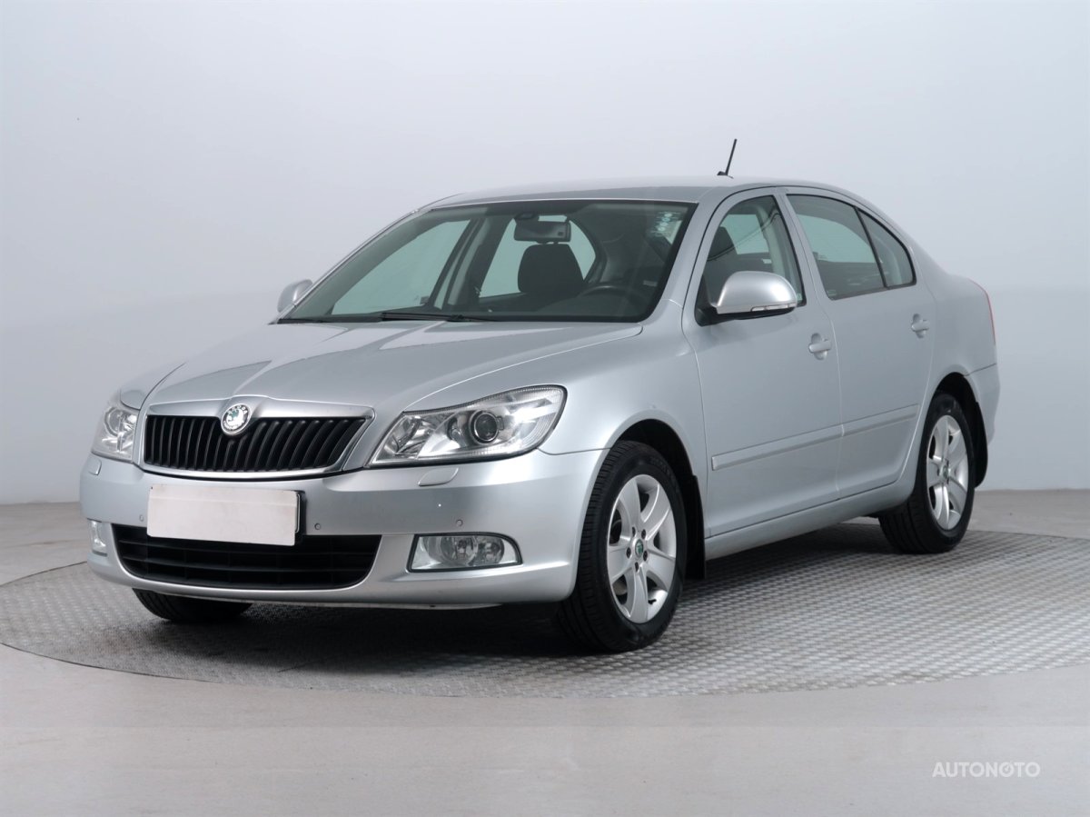 Škoda Octavia, 2012 - pohled č. 3