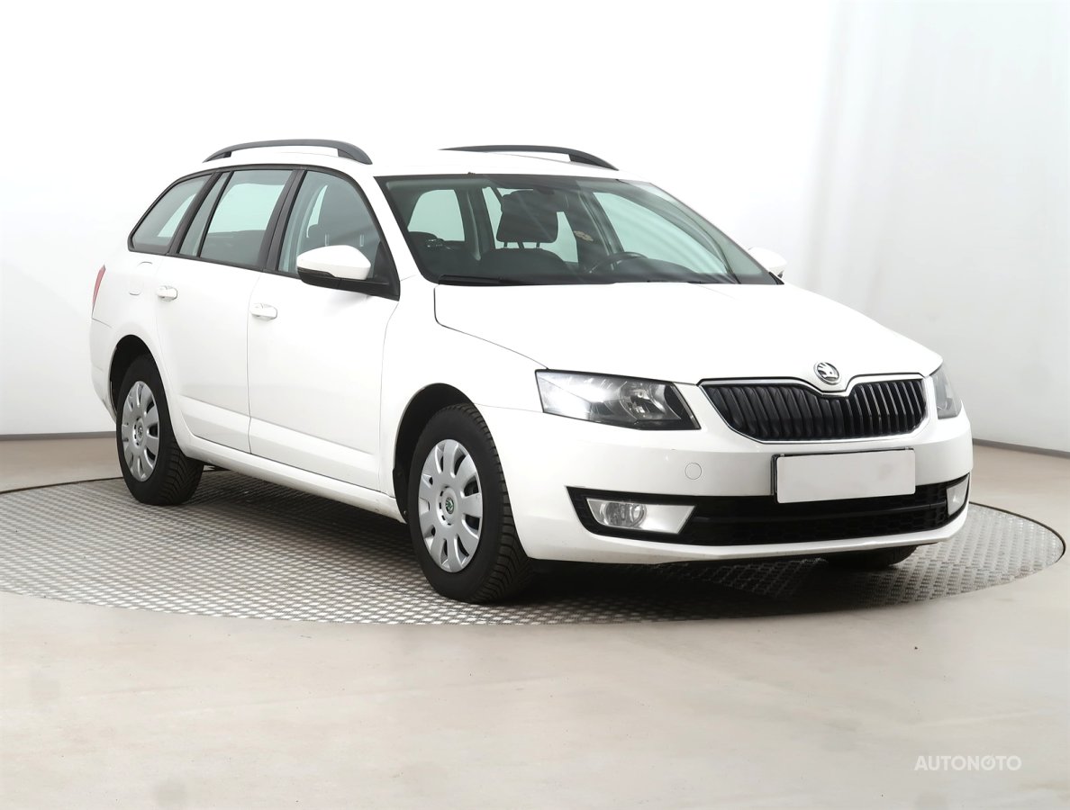 Škoda Octavia, 2013 - celkový pohled