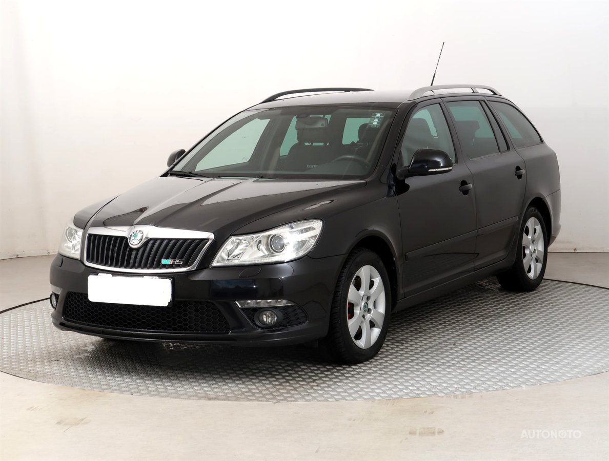 Škoda Octavia, 2012 - pohled č. 3