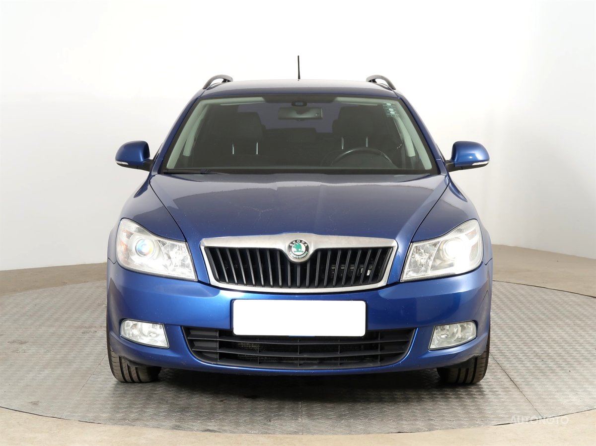 Škoda Octavia, 2012 - pohled č. 2