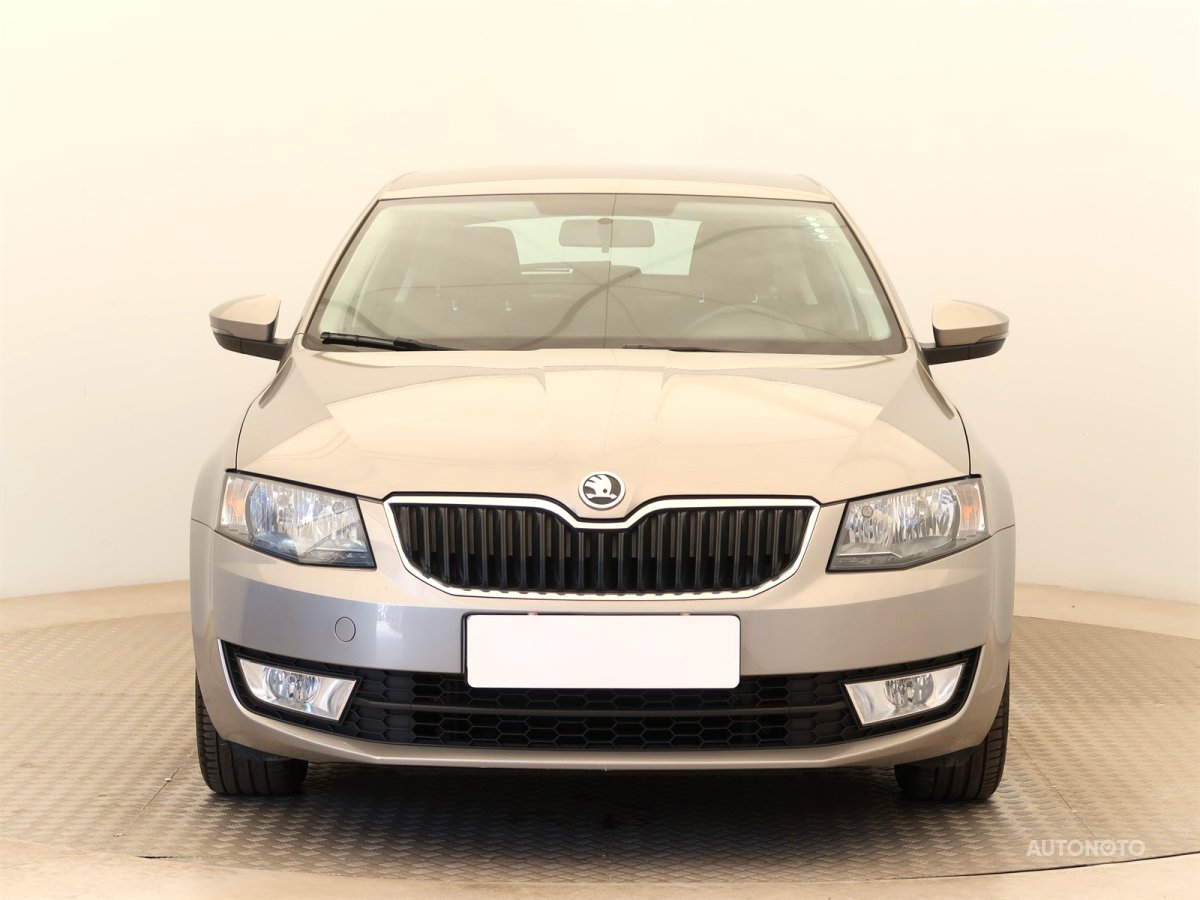 Škoda Octavia, 2013 - pohled č. 2