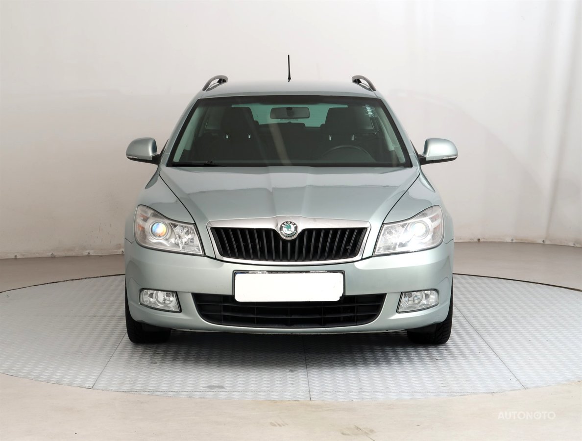 Škoda Octavia, 2011 - pohled č. 2
