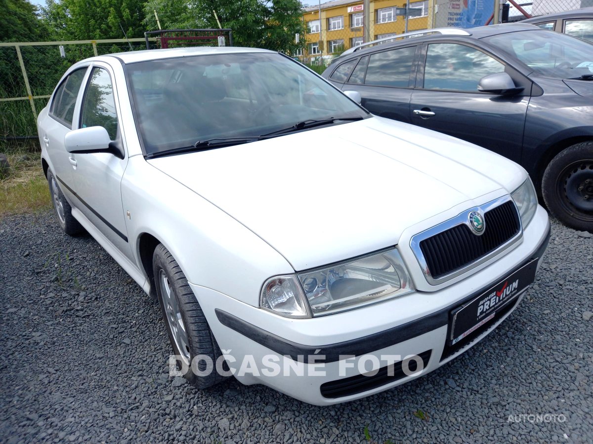 Škoda Octavia, 2001 - celkový pohled