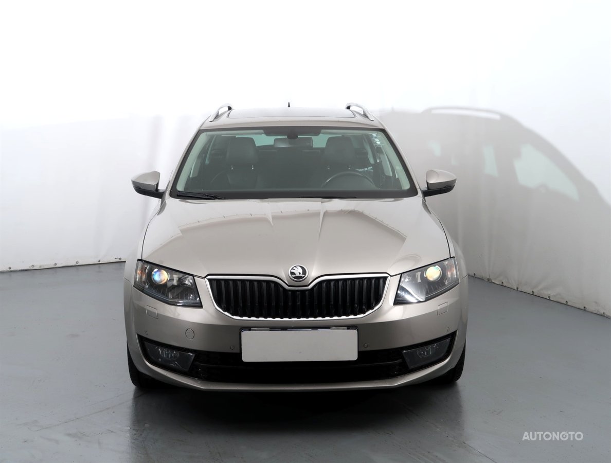 Škoda Octavia, 2014 - pohled č. 2