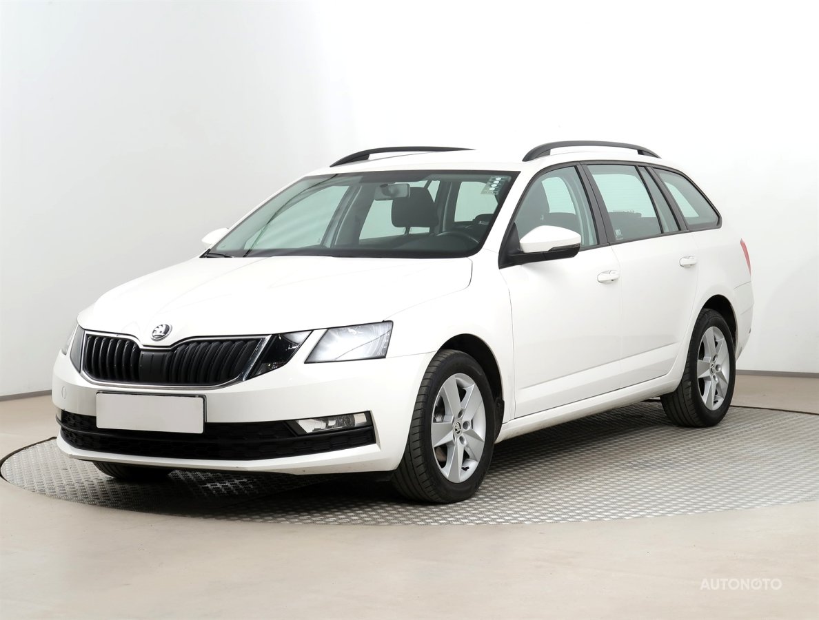 Škoda Octavia, 2017 - pohled č. 3