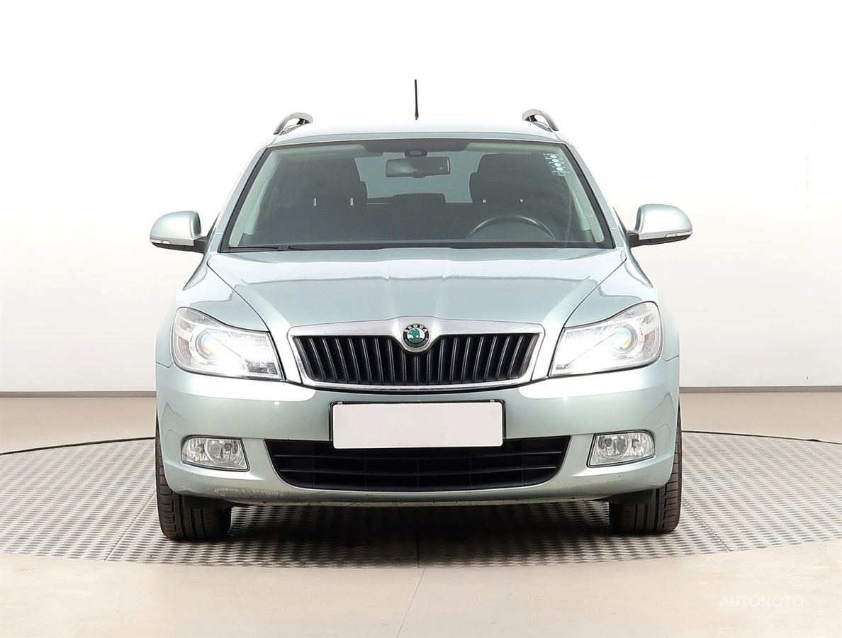 Škoda Octavia, 2011 - pohled č. 2