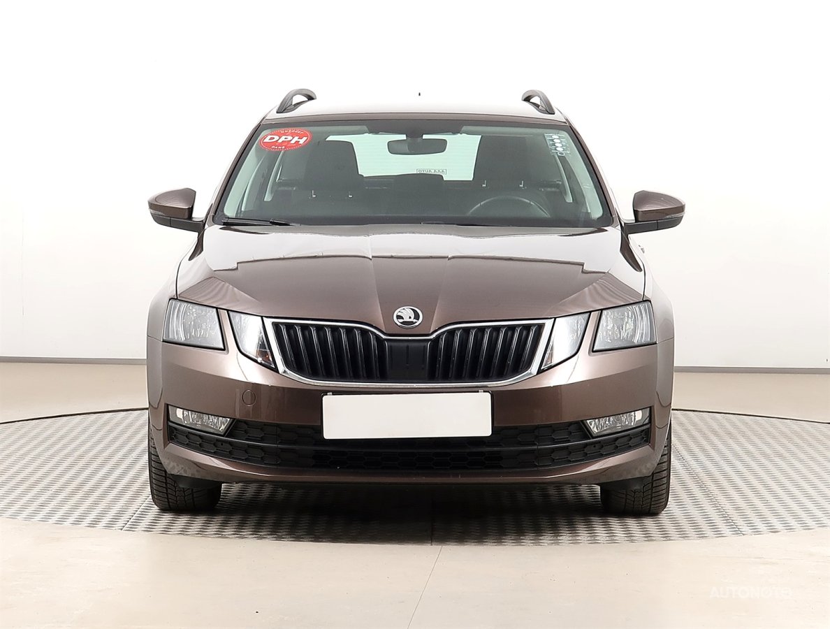 Škoda Octavia, 2019 - pohled č. 2