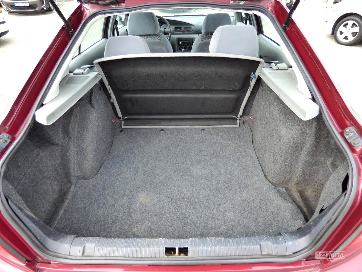 Škoda Octavia, 1993 - pohled č. 10