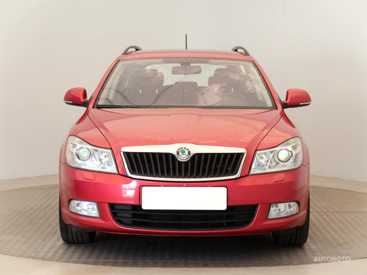 Škoda Octavia, 2011 - pohled č. 2
