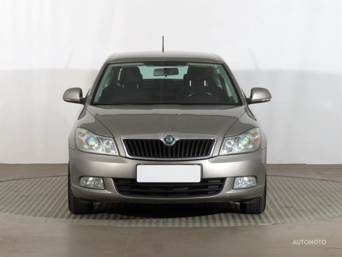 Škoda Octavia, 2012 - pohled č. 2