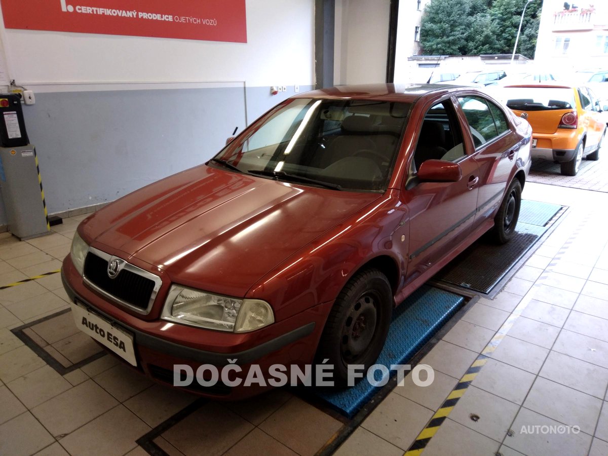 Škoda Octavia, 2002 - celkový pohled