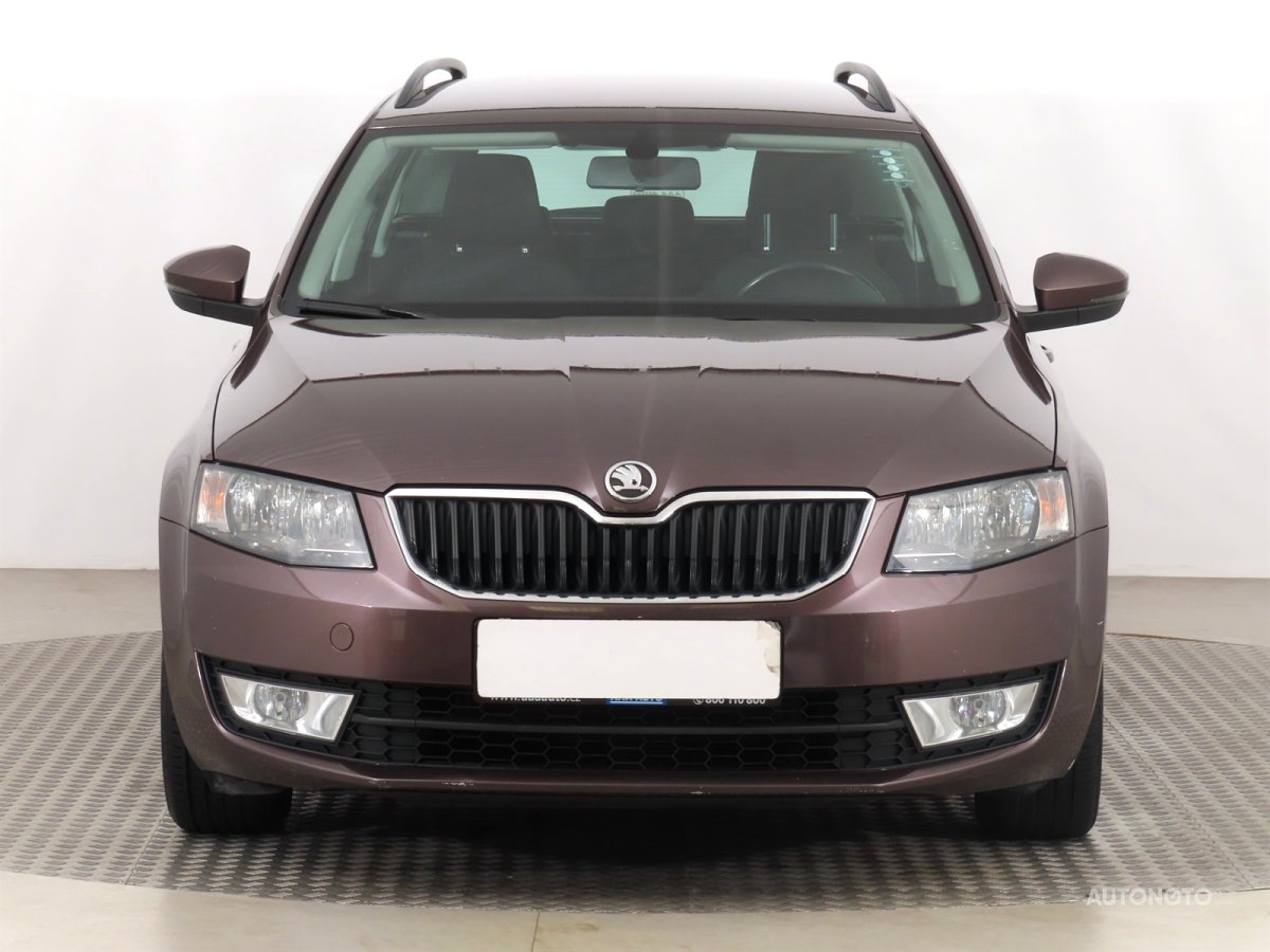 Škoda Octavia, 2013 - pohled č. 2