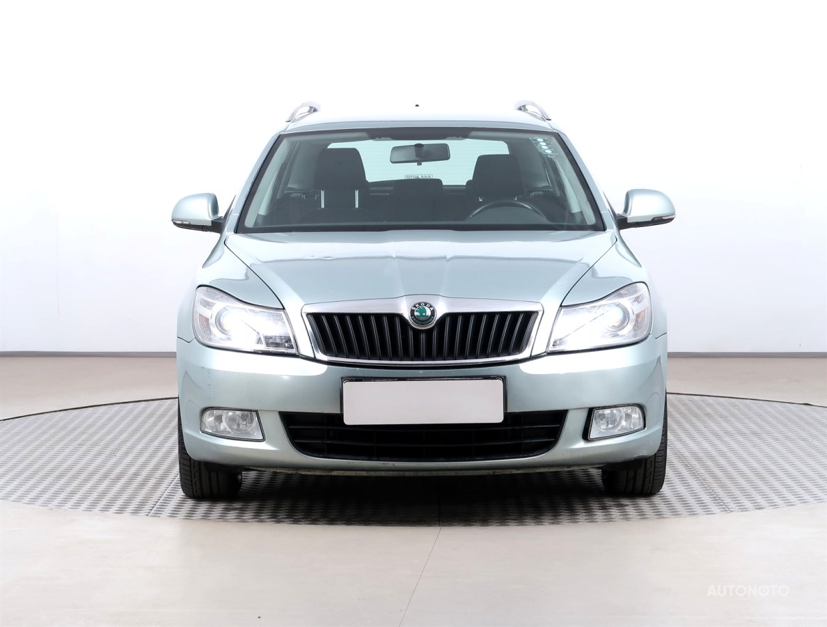 Škoda Octavia, 2012 - pohled č. 2