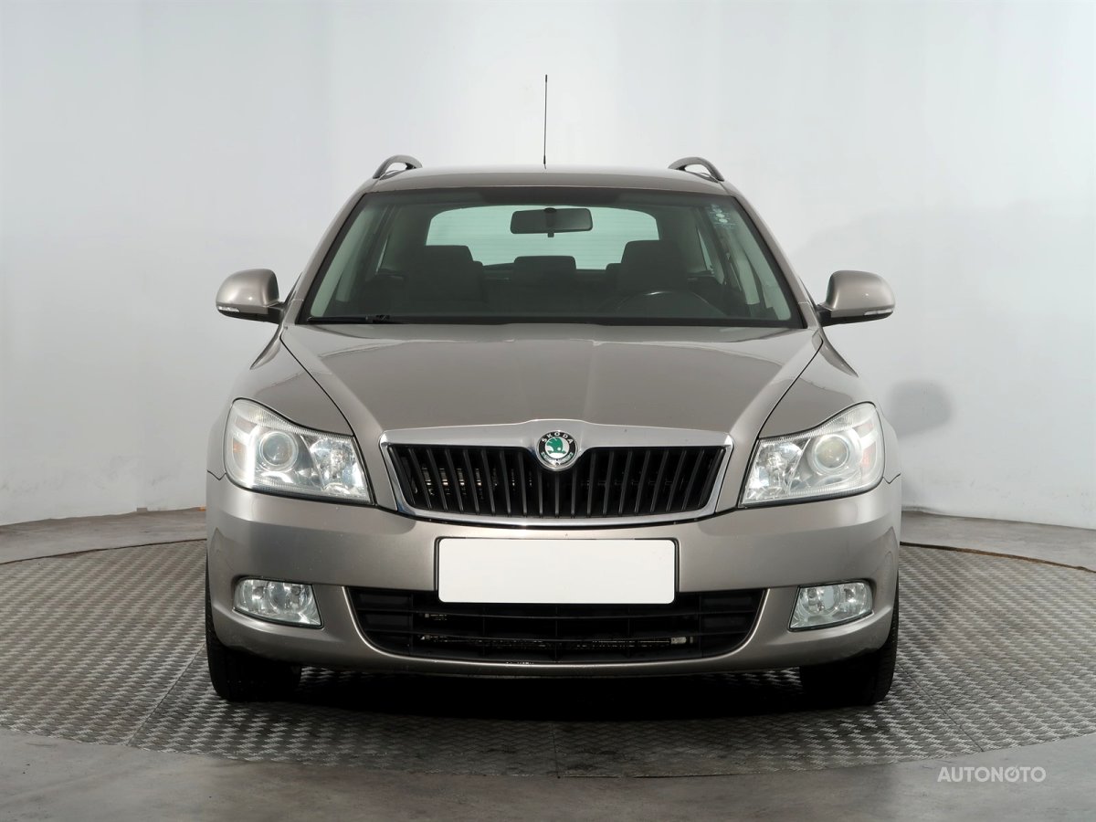 Škoda Octavia, 2012 - pohled č. 2