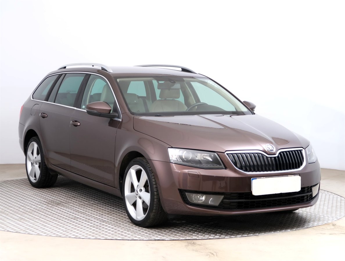Škoda Octavia, 2013 - celkový pohled