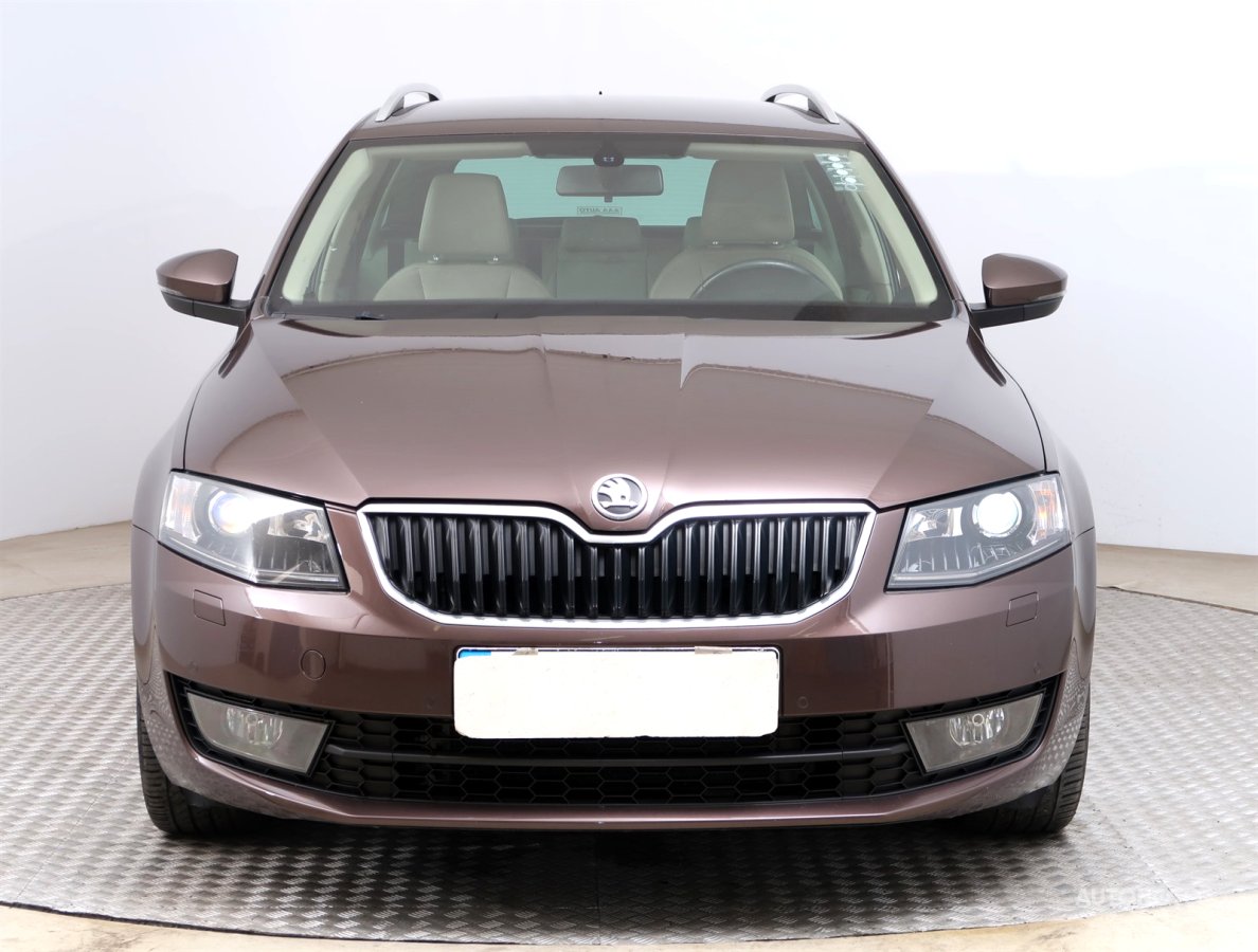 Škoda Octavia, 2013 - pohled č. 2
