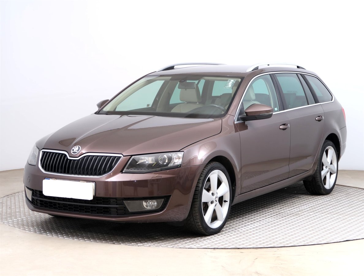 Škoda Octavia, 2013 - pohled č. 3