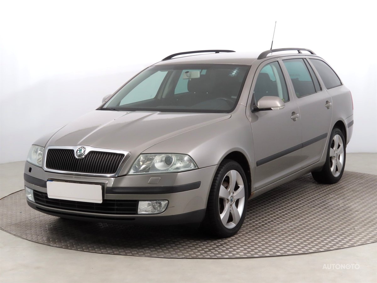 Škoda Octavia, 2006 - pohled č. 3