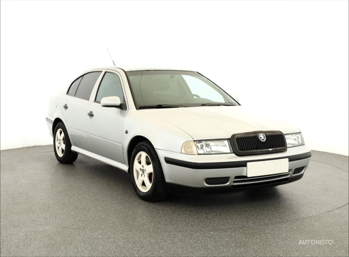 Škoda Octavia, 1998 - celkový pohled