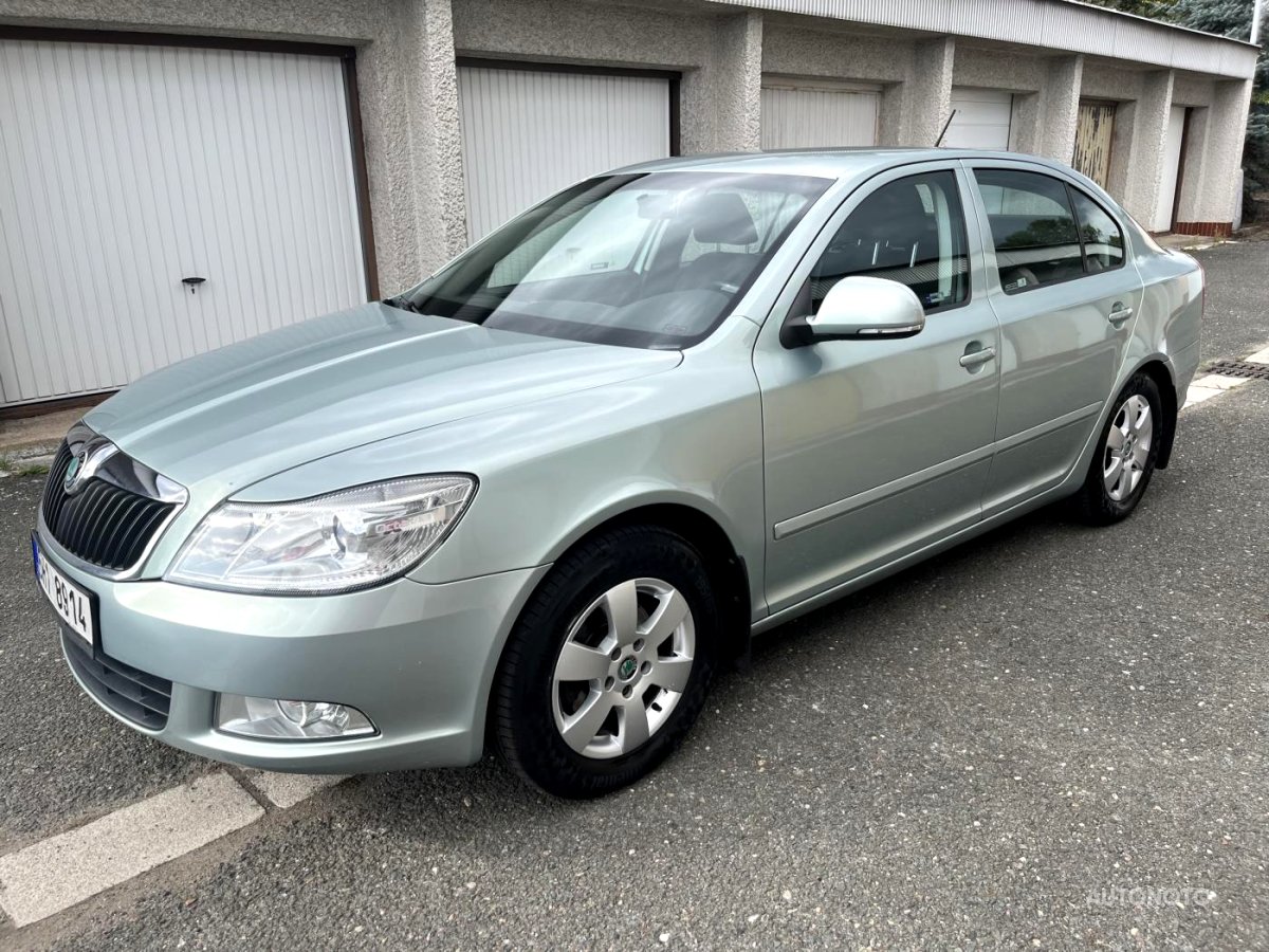 Škoda Octavia, 2012 - pohled č. 3