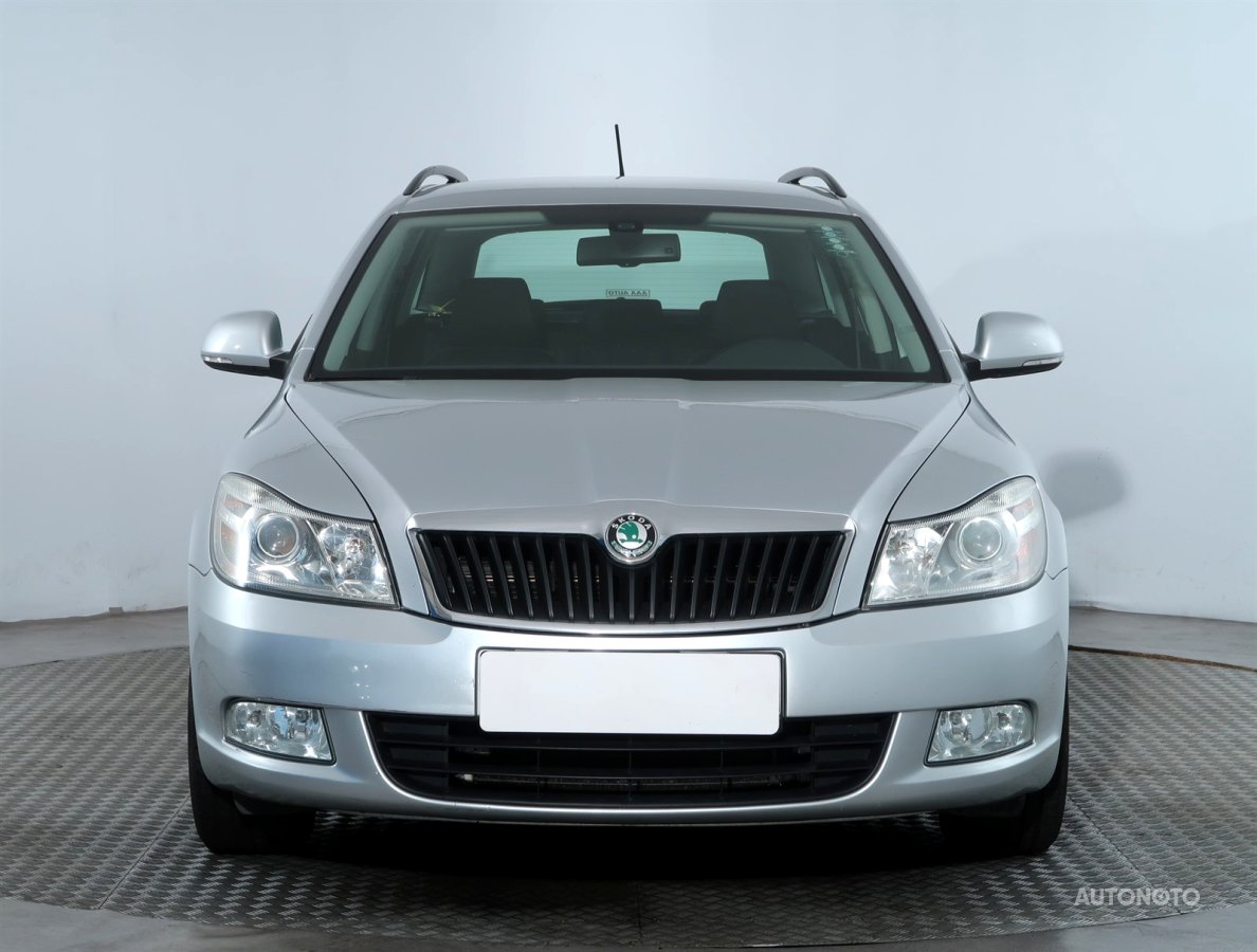 Škoda Octavia, 2012 - pohled č. 2