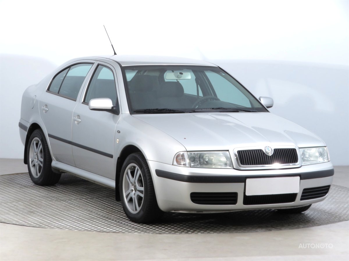 Škoda Octavia, 2004 - celkový pohled