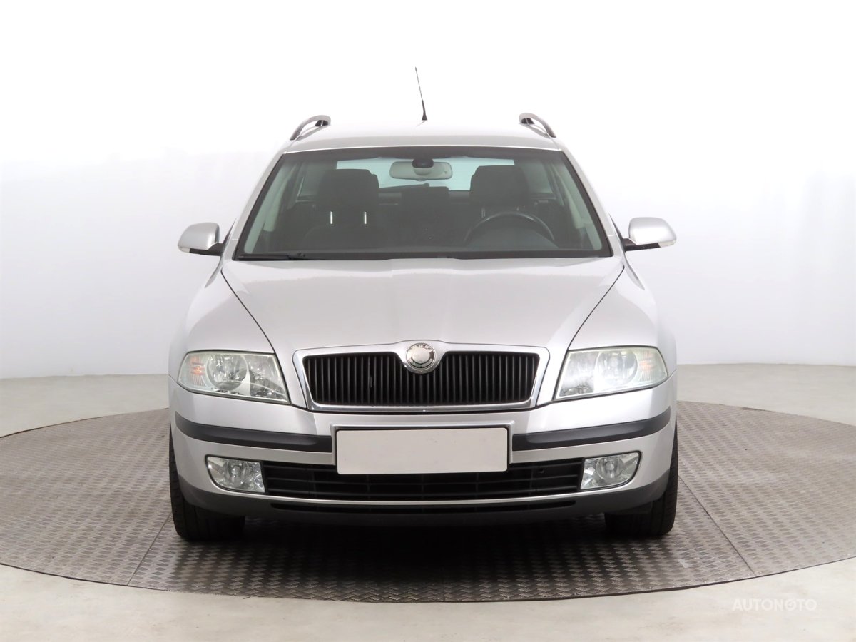 Škoda Octavia, 2006 - pohled č. 2