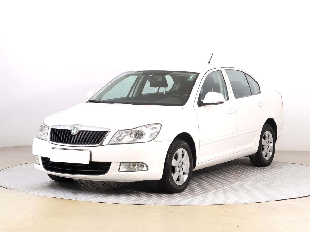 Škoda Octavia, 2012 - pohled č. 3