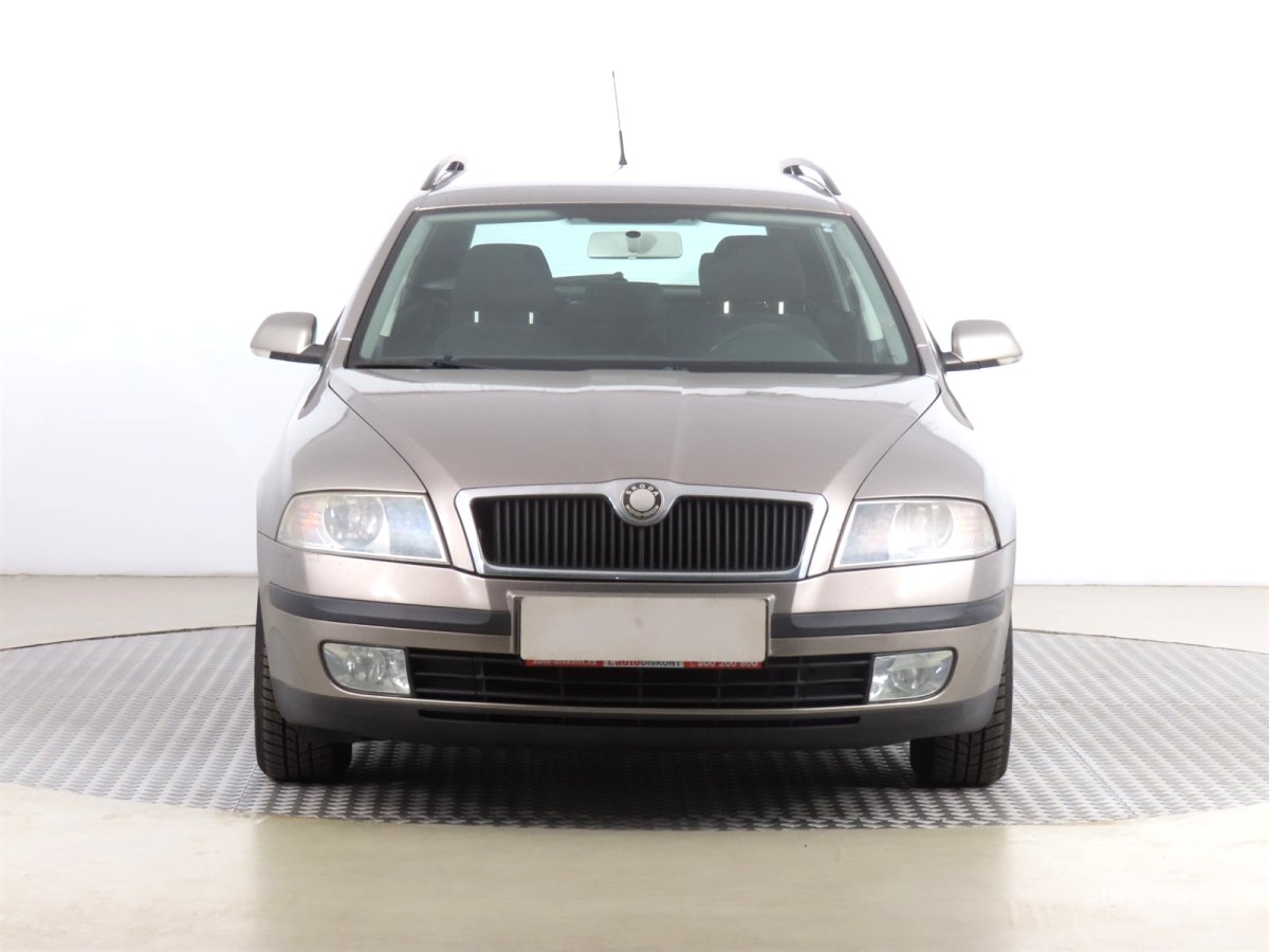 Škoda Octavia, 2007 - pohled č. 2