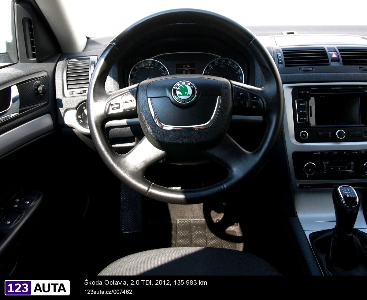 Škoda Octavia II, 2012 - pohled č. 12